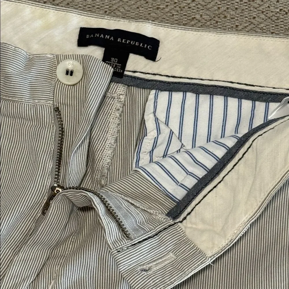 Banana Republic excellent no